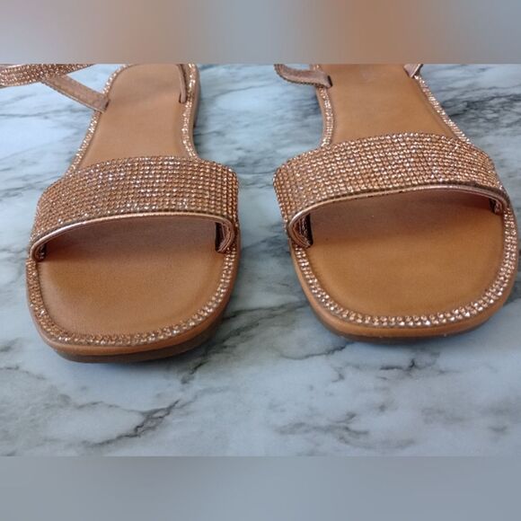 Top Moda Flat Two Strap Rhinestone Sandals Size 7.5 - Picture 4 of 8